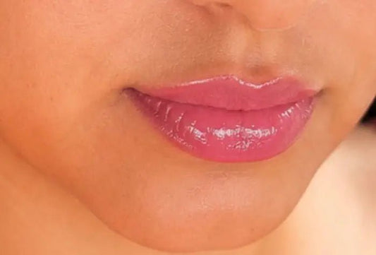 PINK VELVET Glazing Lip Treatment